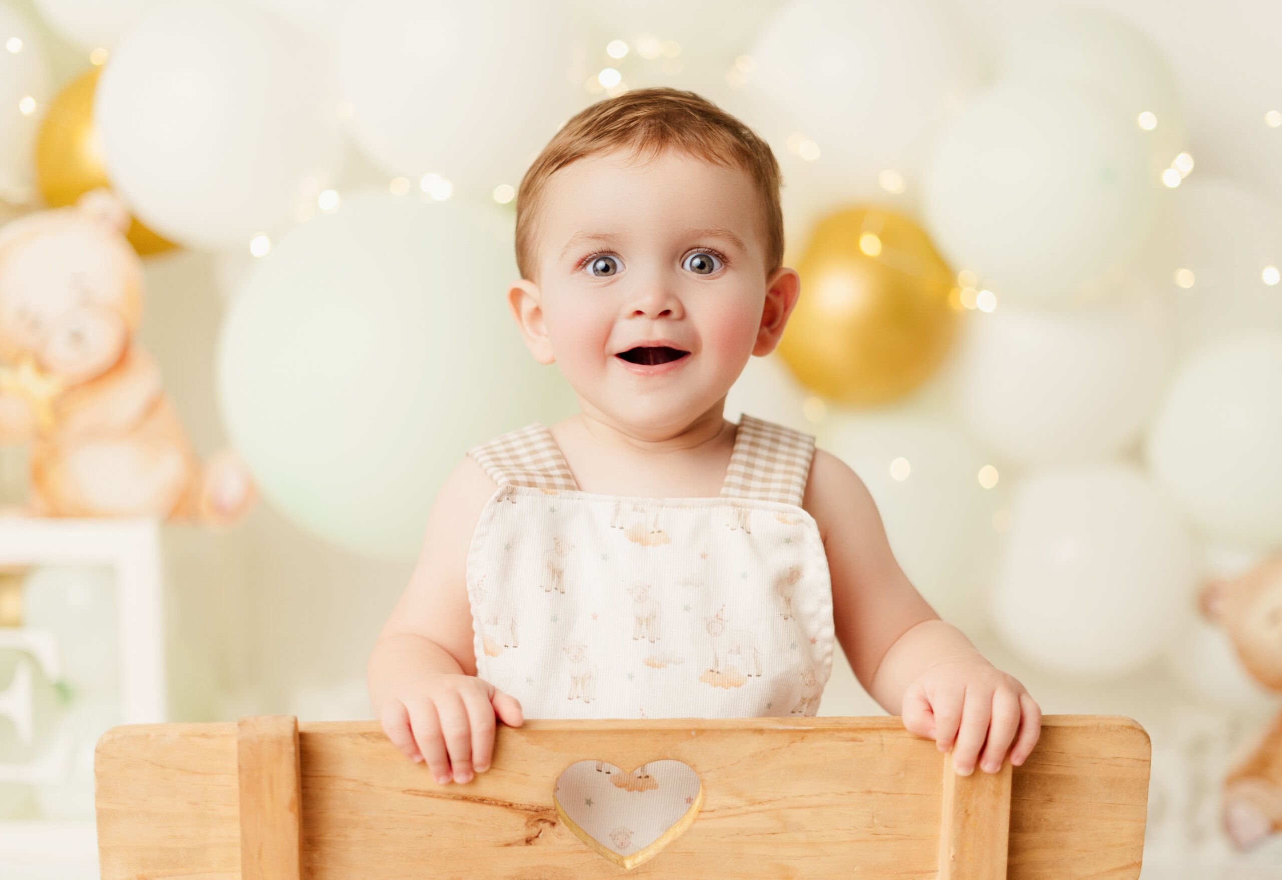Reportaje de cumpleaños en Granada sesión de bebé en granada fotografia infantil granada reportaje primer añito bebe en granada smashcake en granada cumpleaños en Granada celebración cumpleaños en granada