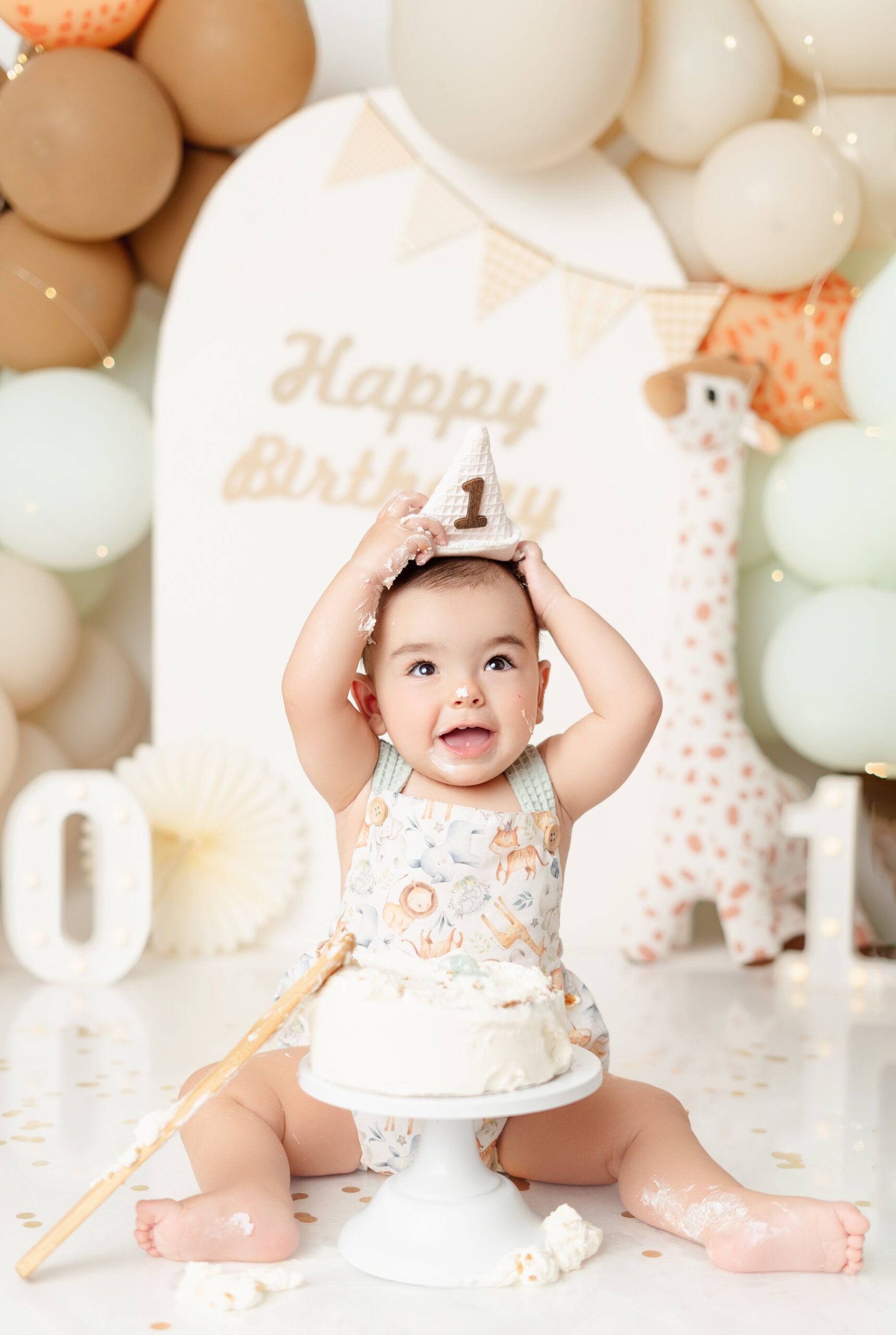 Reportaje de cumpleaños en Granada sesión de bebé en granada fotografia infantil granada reportaje primer añito bebe en granada smashcake en granada cumpleaños en Granada celebración cumpleaños en granada