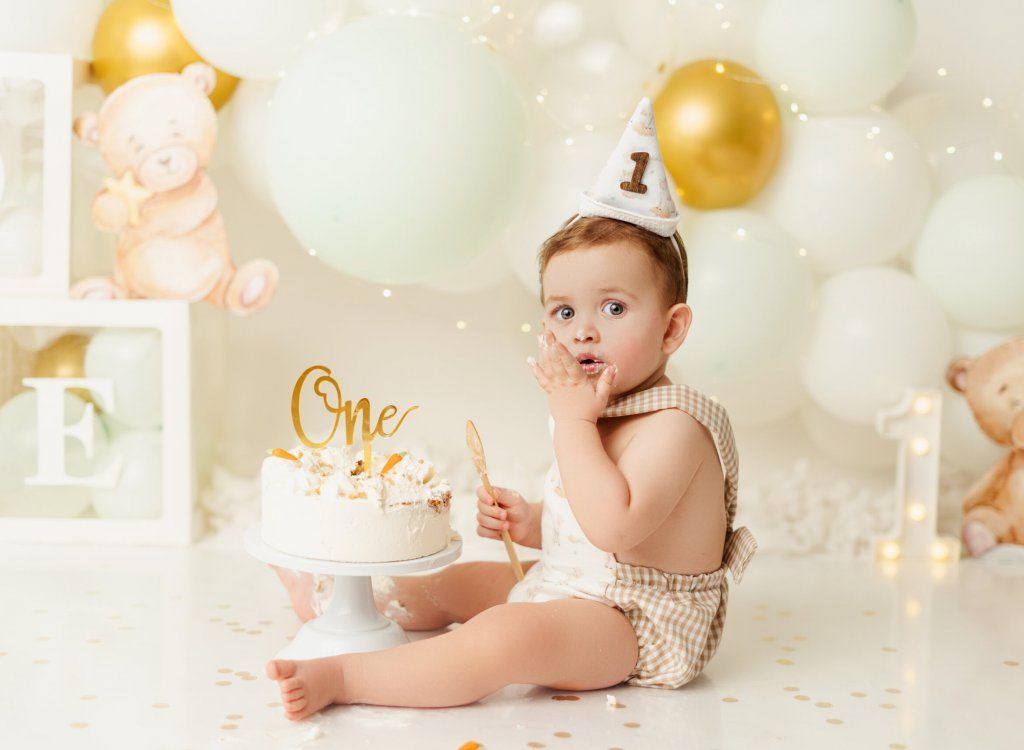 Reportaje de cumpleaños en Granada sesión de bebé en granada fotografia infantil granada reportaje primer añito bebe en granada smashcake en granada cumpleaños en Granada celebración cumpleaños en granada